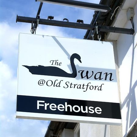 The Swan @Old Stratford Hotel Milton Keynes Bagian luar foto